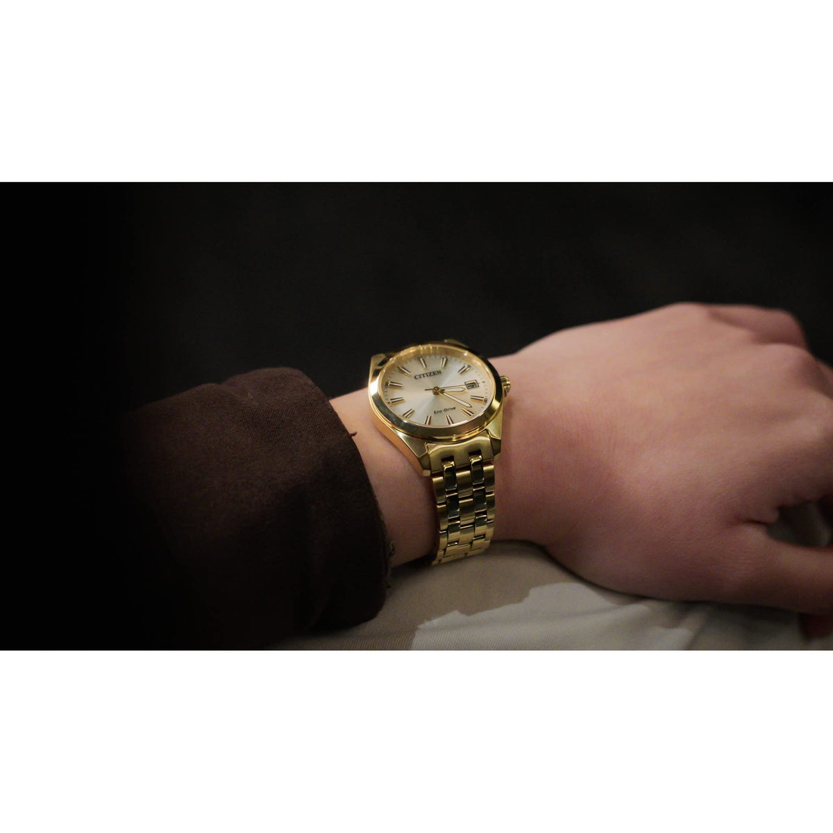 Eco-Drive Classic Watch, 3-Hand Date, Sapphire Crystal V68645
